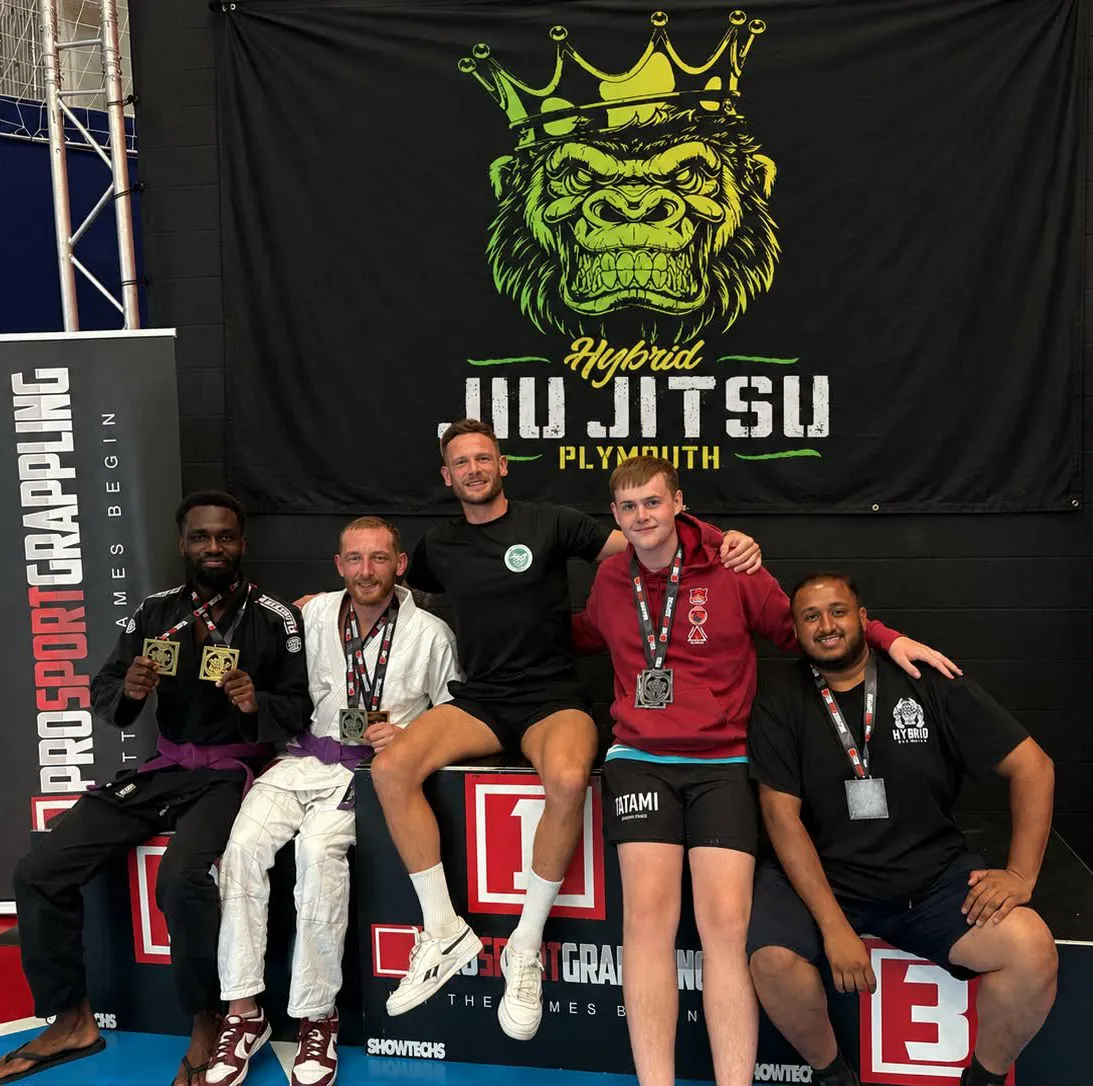 BJJ Team group photo with medals